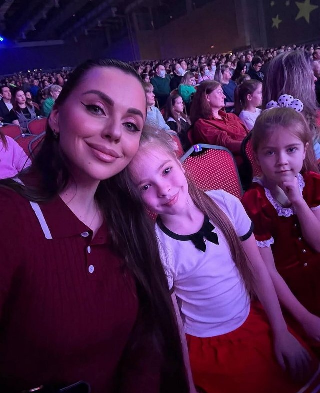 Ольга Рапунцель: Сходили мы на Киноелку Ольга Рапунцель: Сходили мы на Киноелку