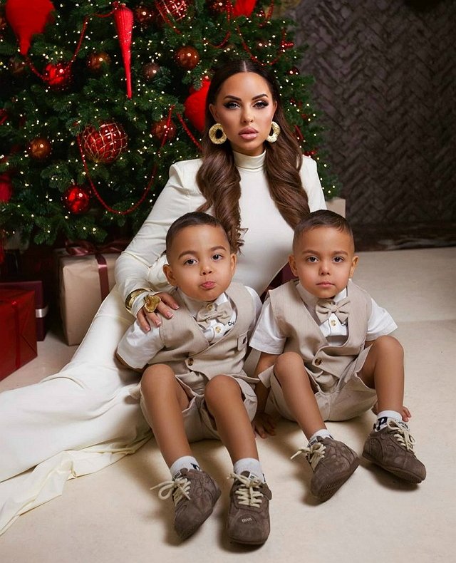 Юлия Ефременкова: Ничего - это тоже подарок Юлия Ефременкова: Ничего - это тоже подарок