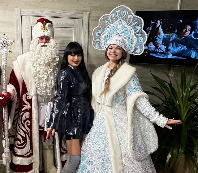 Нелли Ермолаева встречала Новый год в кругу семьи