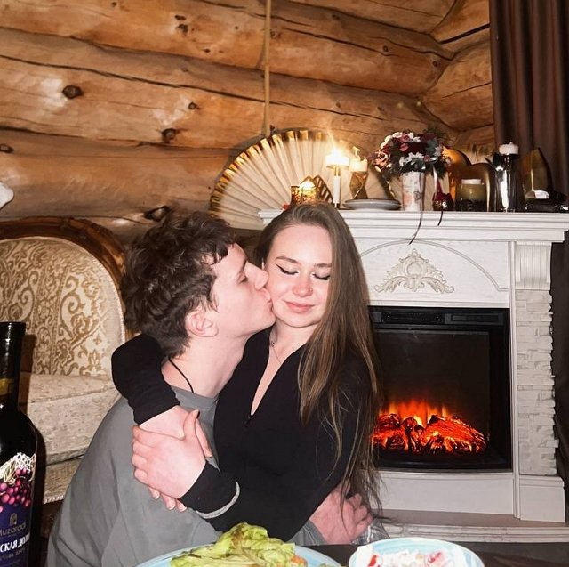 Евгений Сидоров проиграл битву за комнату