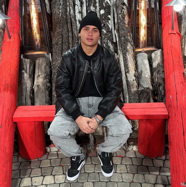 Элина Рахимова и Арсений Колеганов - партнёры по рекламе