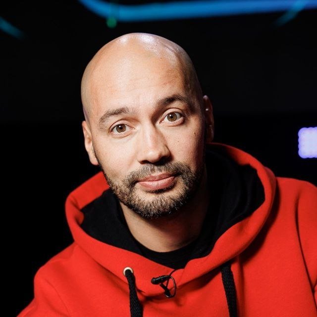 Андрей Черкасов точно знает, что случилось с Вероникой Гракович Андрей Черкасов точно знает, что случилось с Вероникой Гракович