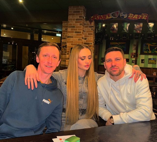 Альберт Гракович сводил Ксению Карпову на футбол