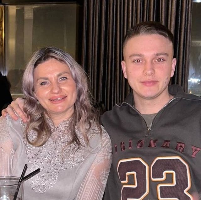 Артём Гавришов поздравил с днём рождения Андрея Лысковец