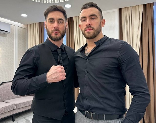 На поляне произошло большое переселение участников Дома-2