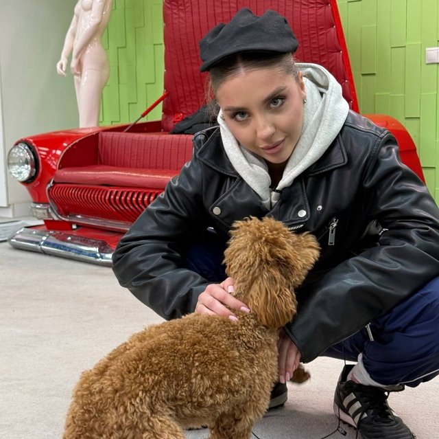 Главарь женского ОПГ Квашникова не даёт прохода Карповой