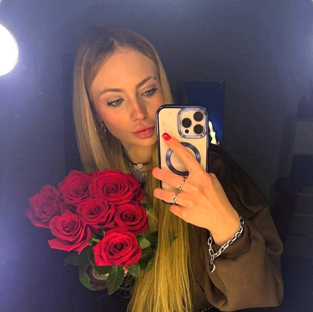 Главарь женского ОПГ Квашникова не даёт прохода Карповой