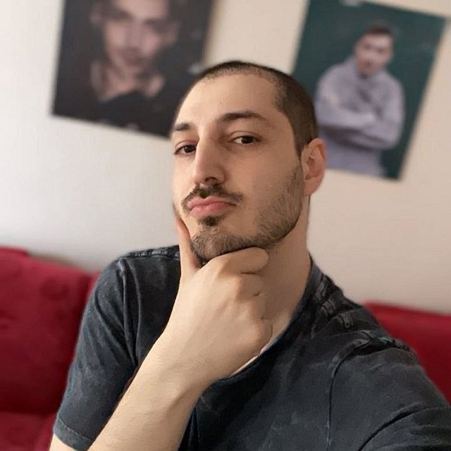 Иосиф Оганесян засунул голову в унитаз, что дальше?