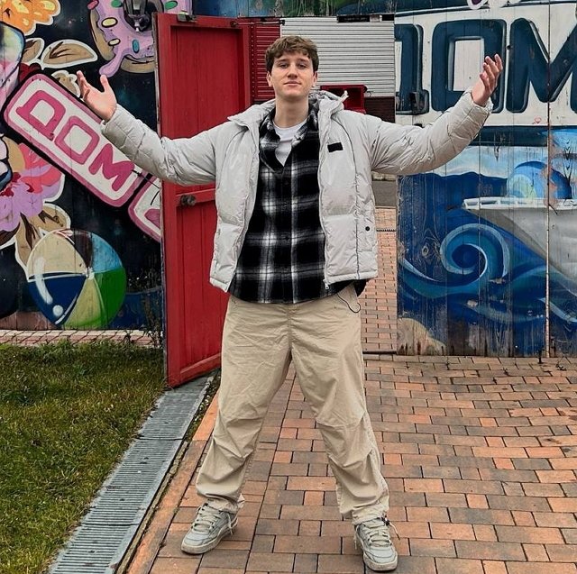 Ксения Карпова открыто флиртует с Евгением Сидоровым Ксения Карпова открыто флиртует с Евгением Сидоровым