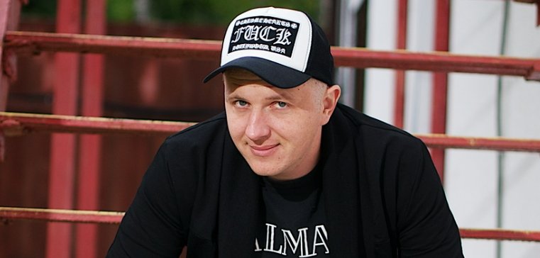 Илью Яббарова выгнали с проекта из-за «песни»?