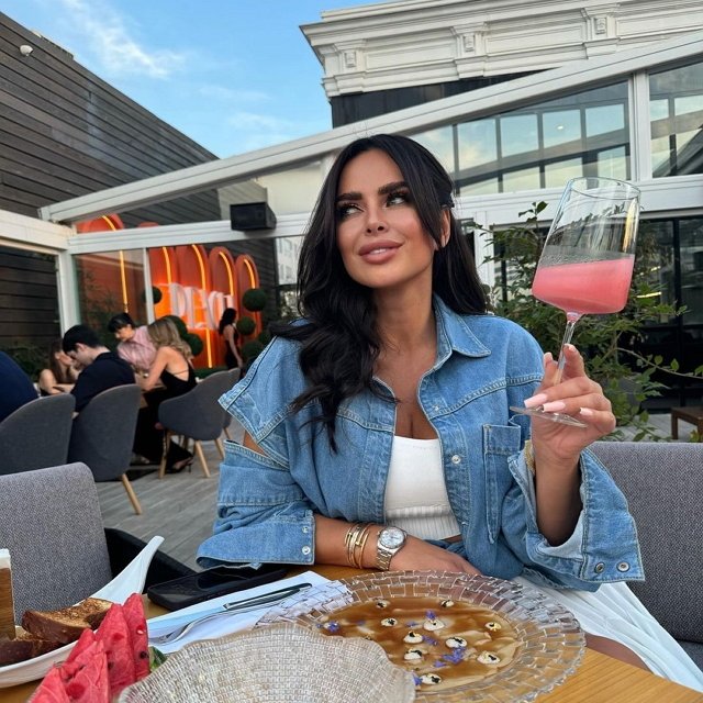 Виктория Романец: Отвечаю на самый главный вопрос!? Виктория Романец: Отвечаю на самый главный вопрос!?