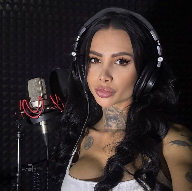 У Клавы Безверховой появились дела на поляне проекта