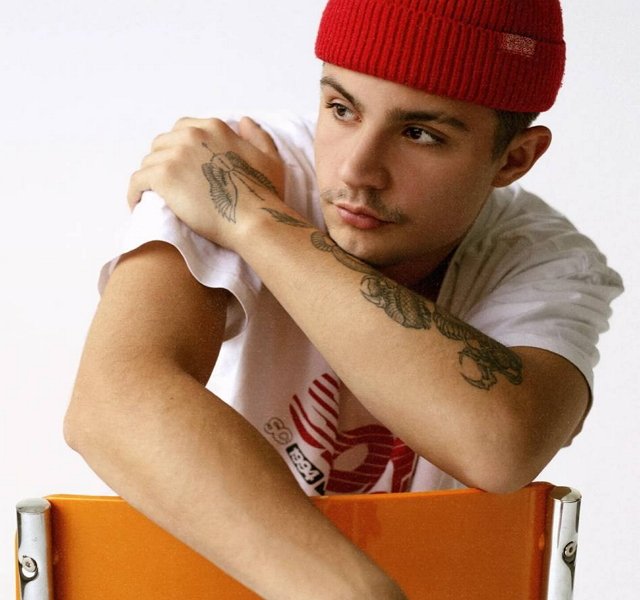 Никита Гуранда радуется возможности вкусно поесть