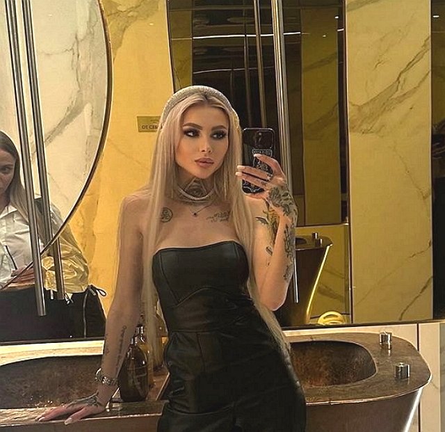 Клава Безверхова вернулась на Дом-2, чтобы забыть экс-бойфренда