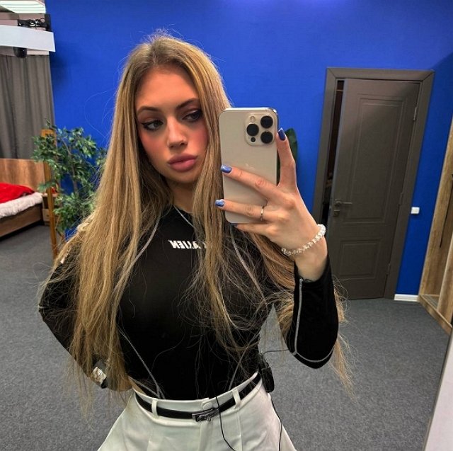 Ксения Карпова: Древней профессией я никогда не занималась!