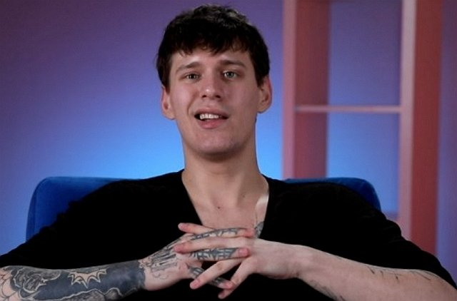 Никита Гуранда запрещает Карпову ссориться с его бывшей Никита Гуранда запрещает Карпову ссориться с его бывшей