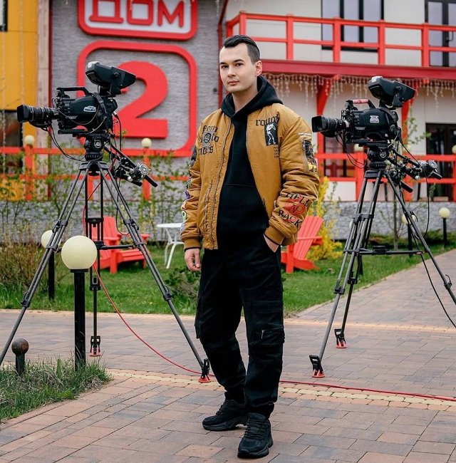 По словам Беккужева, зрителей Дома-2 ждёт душераздирающая драма По словам Беккужева, зрителей Дома-2 ждёт душераздирающая драма