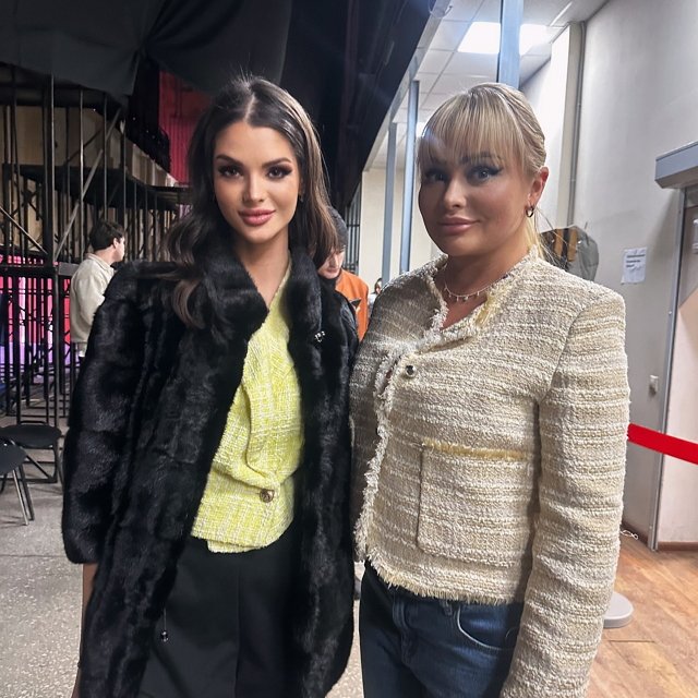 Анна Самонина готова стать героиней шоу «Пусть говорят» Анна Самонина готова стать героиней шоу «Пусть говорят»