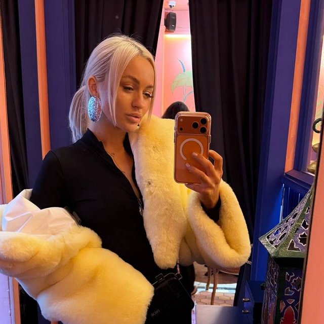 Элина Рахимова стала личной горничной Никиты Гуранда