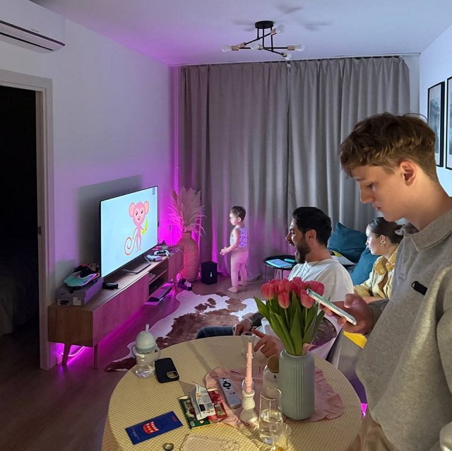 Игорь Григорьев засиделся дома, чем порадовал свою девушку Игорь Григорьев засиделся дома, чем порадовал свою девушку