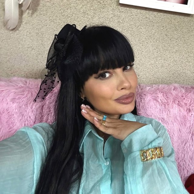 Нелли Ермолаева: Я красивая, но не умею плакать