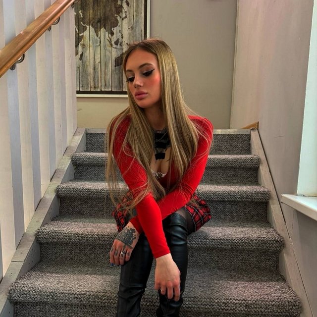 Ксения Карпова: Готовлюсь и морально и материально Ксения Карпова: Готовлюсь и морально и материально