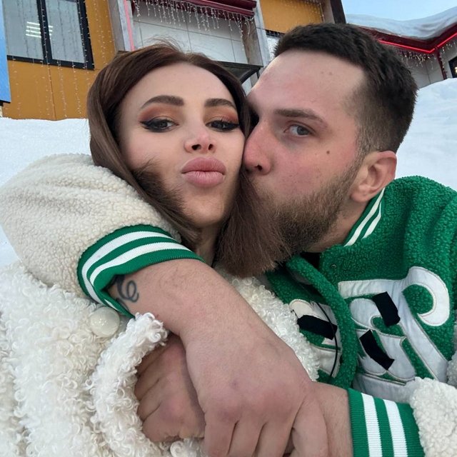 Поляна против китайской площадки Дома-2: кто кого?