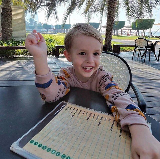 Владимир Балан на один день стал няней Роберта