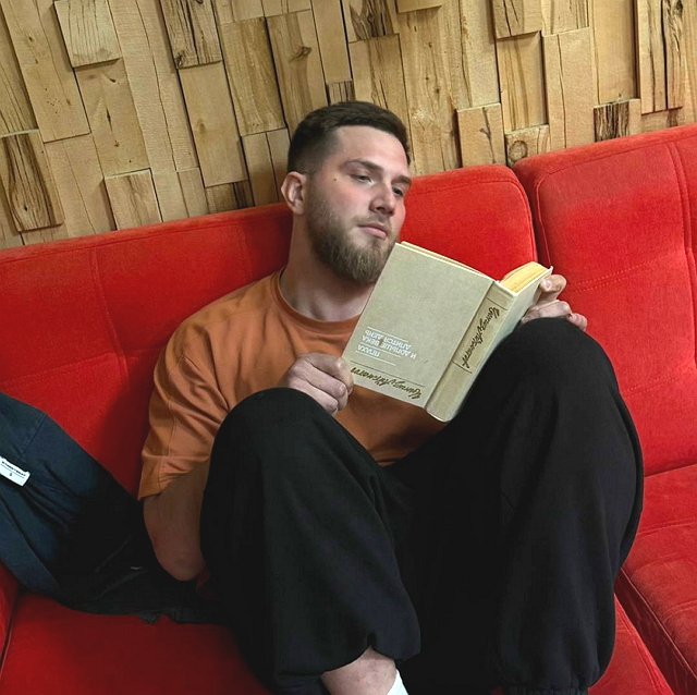 Владимир Балан выдвинул свою кандидатуру на место лидера Дома-2 Владимир Балан выдвинул свою кандидатуру на место лидера Дома-2