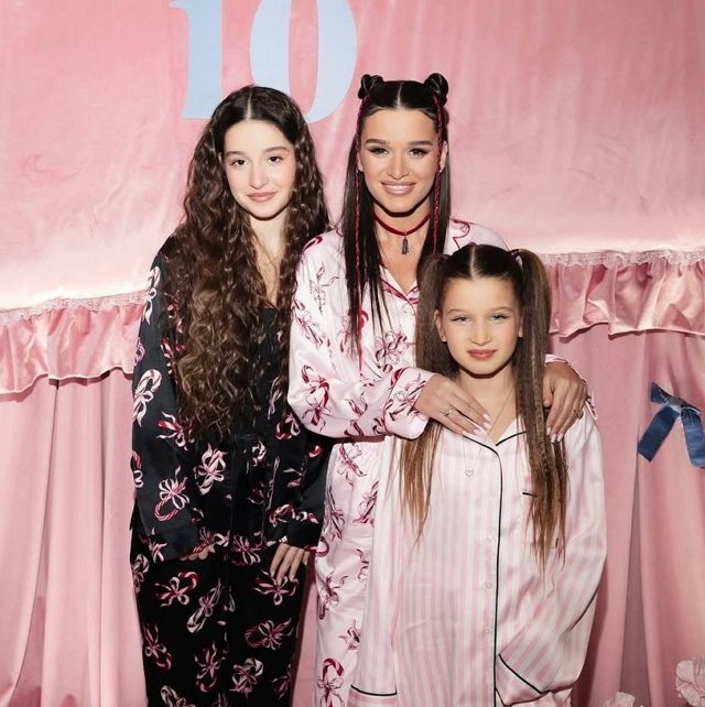 Ксения Бородина шокировала маму своим сюрпризом для Теоны