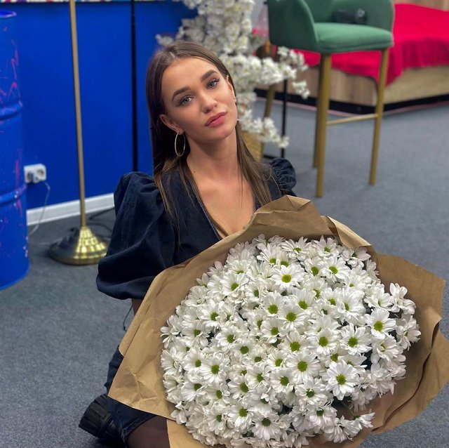 Яна Тырлышкина удивлена, что её называют «звездой Дома-2» Яна Тырлышкина удивлена, что её называют «звездой Дома-2»