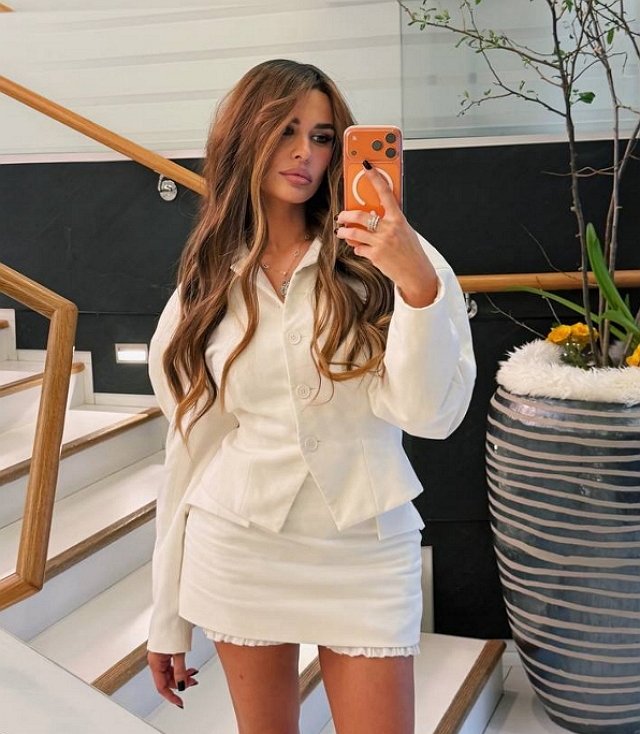 Ирина Пинчук: Сделали под мой натуральный цвет Ирина Пинчук: Сделали под мой натуральный цвет