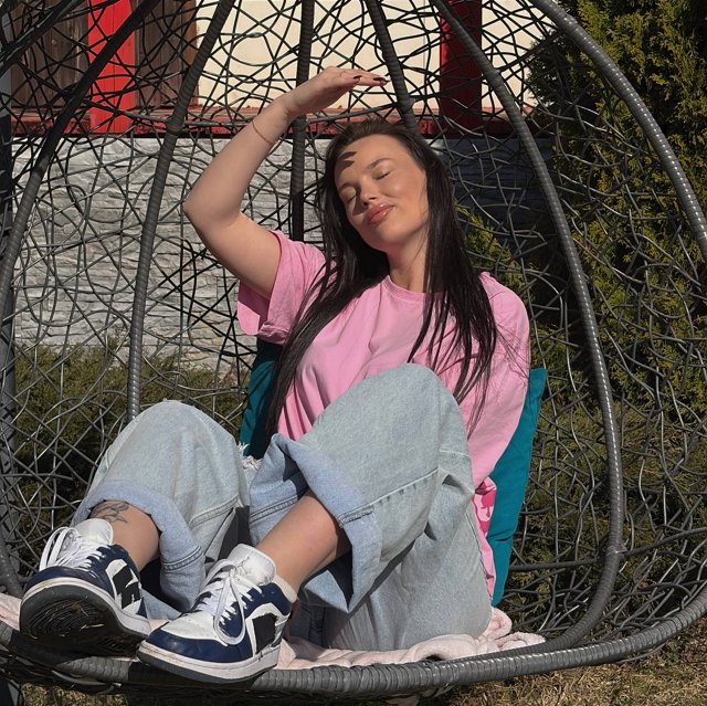 Руслан Асланов довёл до слёз Карину Тетуеву