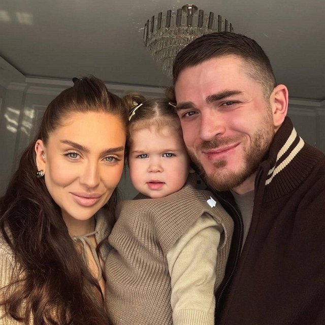 Роман и Татьяна Капаклы купили таунхаус в Подмосковье