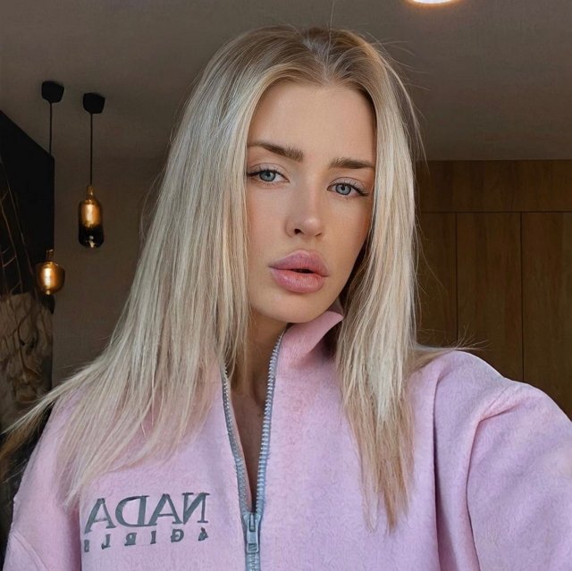 Фанаты так и не привыкли к преображению Кристины Лясковец Фанаты так и не привыкли к преображению Кристины Лясковец