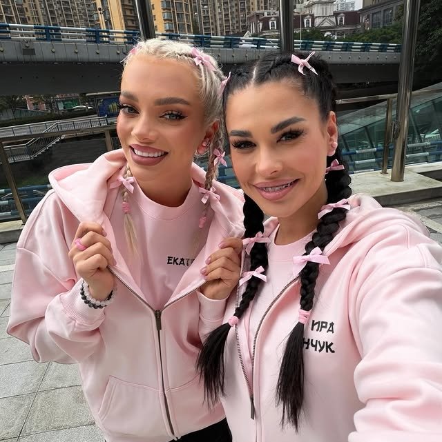 Участницы нового проекта короновали Илью Яббарова Участницы нового проекта короновали Илью Яббарова