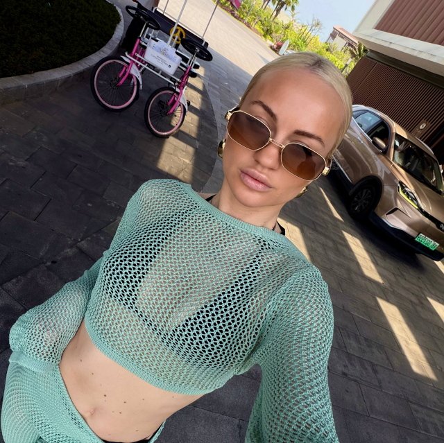 Элина Рахимова «ушла в отрыв», праздную Новый год в Таиланде