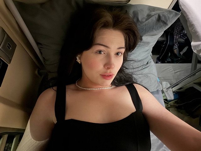 Дарья Виноградова вернулась на Дом-2 в хорошем настроении