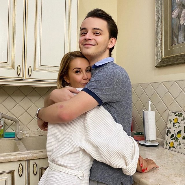 Ольга Орлова: Молодые должны жить отдельно