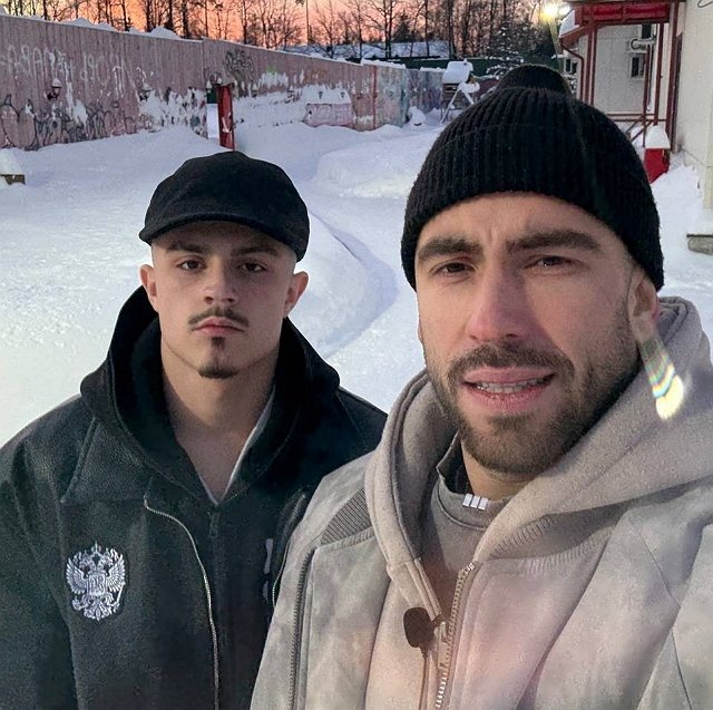 Никита Гуранда заманивает на проект Игоря Григорьева