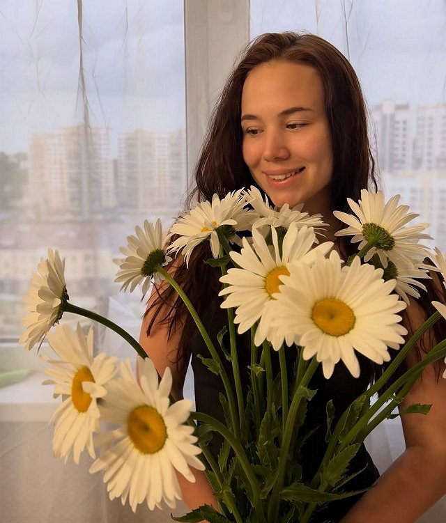 Анастасия Жемчугова: Цветы наполняют меня теплом