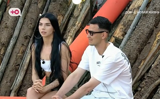 Ирина Пингвинова не захотела сближаться с Романом Кузиным