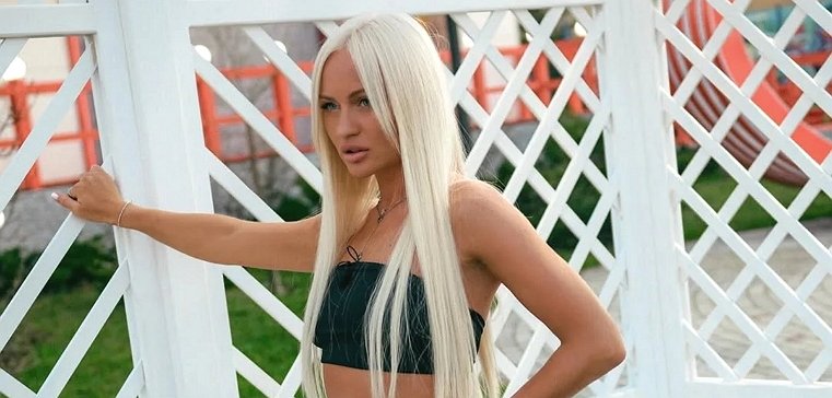 Рахимова выгуливает по ночным клубам Веронику Гракович