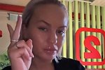 Элина Рахимова: Зачем вы на меня подписаны?