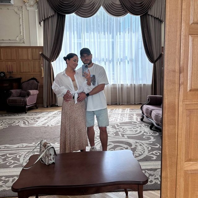 Фанаты Юлии Колисниченко поздравили её с беременностью