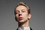 Зрителям неприятно смотреть на целующихся Артёма и Надежду