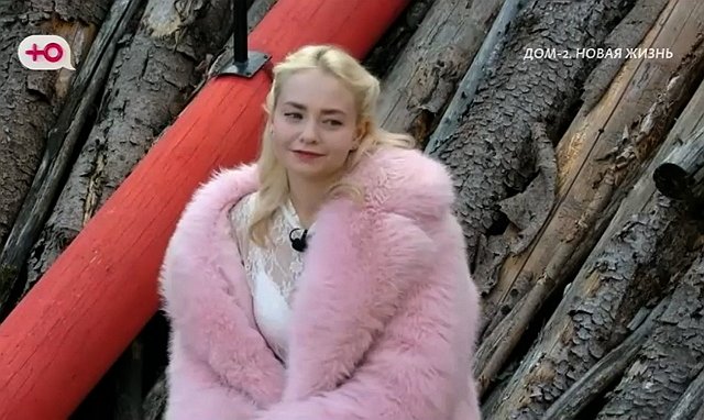 Виктория Кулагина активно флиртует с Артёмом Герасимовым