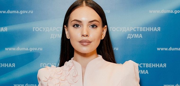 Александра Артёмова: Человек оставил меня без денег