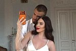 Лиза Субботина: Он не ведёт соцсети